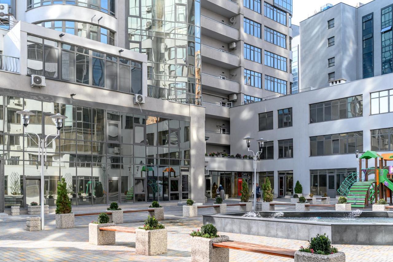 Gagarin Plaza 63 Apartment Oldenburg Bagian luar foto
